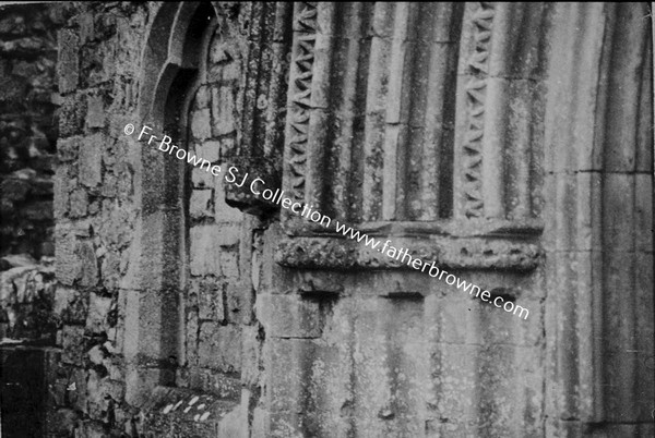 ATHASSEL PRIORY  DETAIL OF CENTRAL DOORWAY FROM NAVE TO CHANCEL